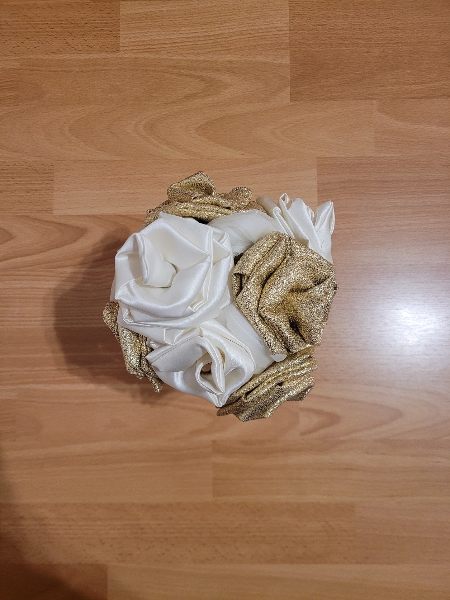 Bouquet de mariée : Rose éternelle en tissu