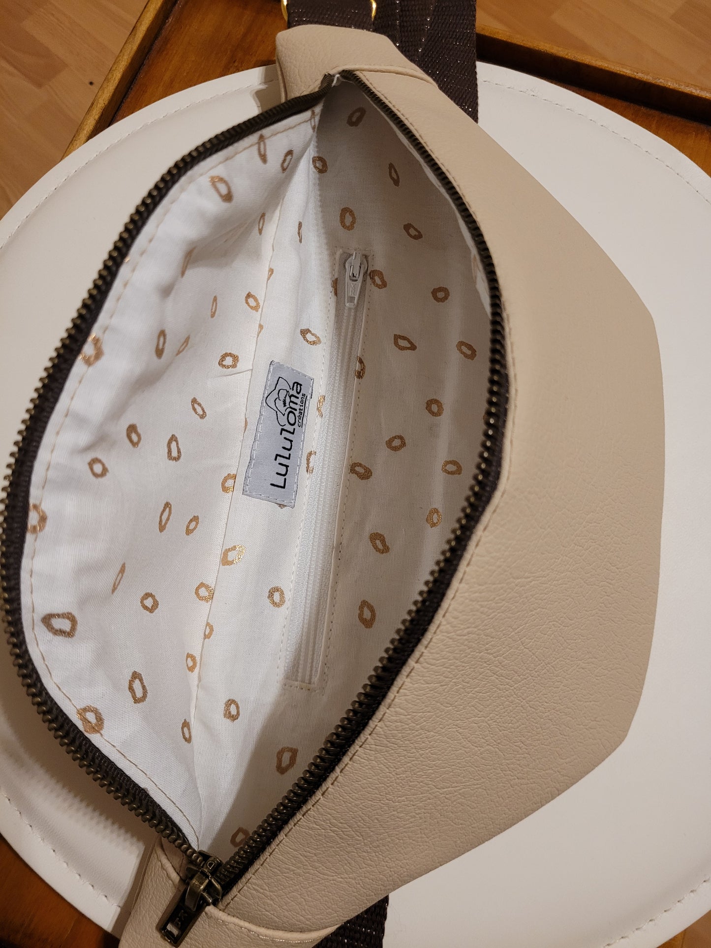 Sac banane beige doublure rond irisé