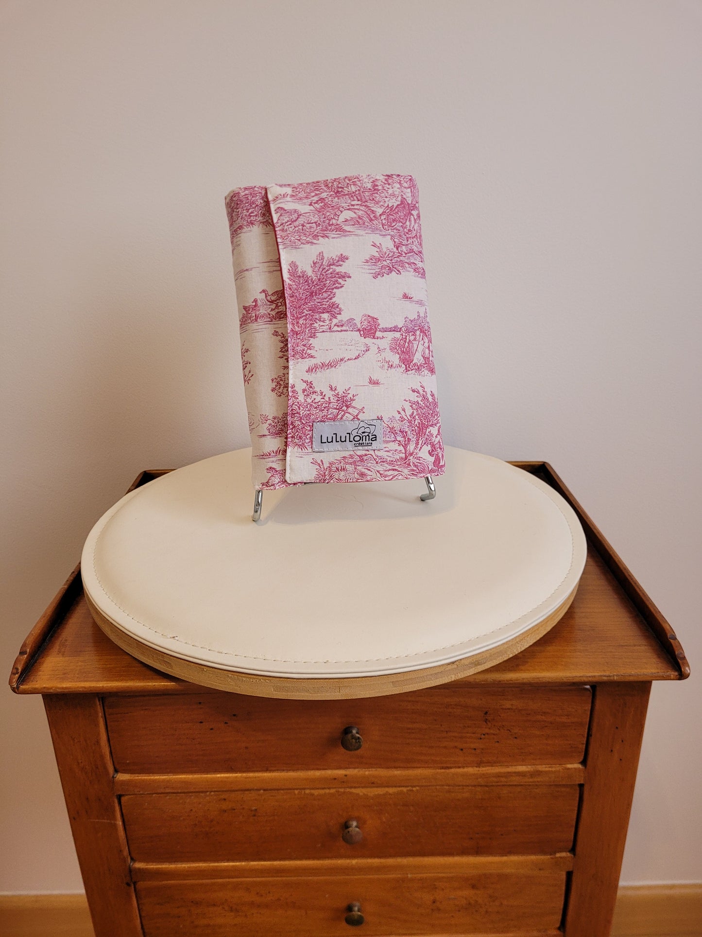 Couvre livre en tissu (livre poche) - Toile de Jouy rose/ rose