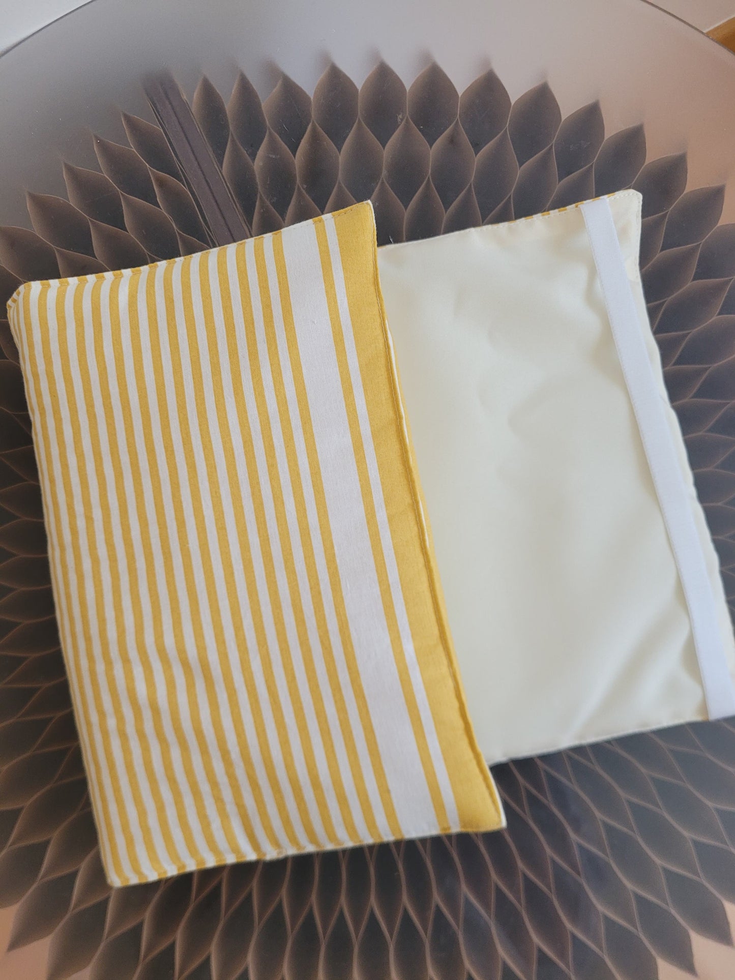 Couvre livre en tissu (livre broché) - Jaune rayé
