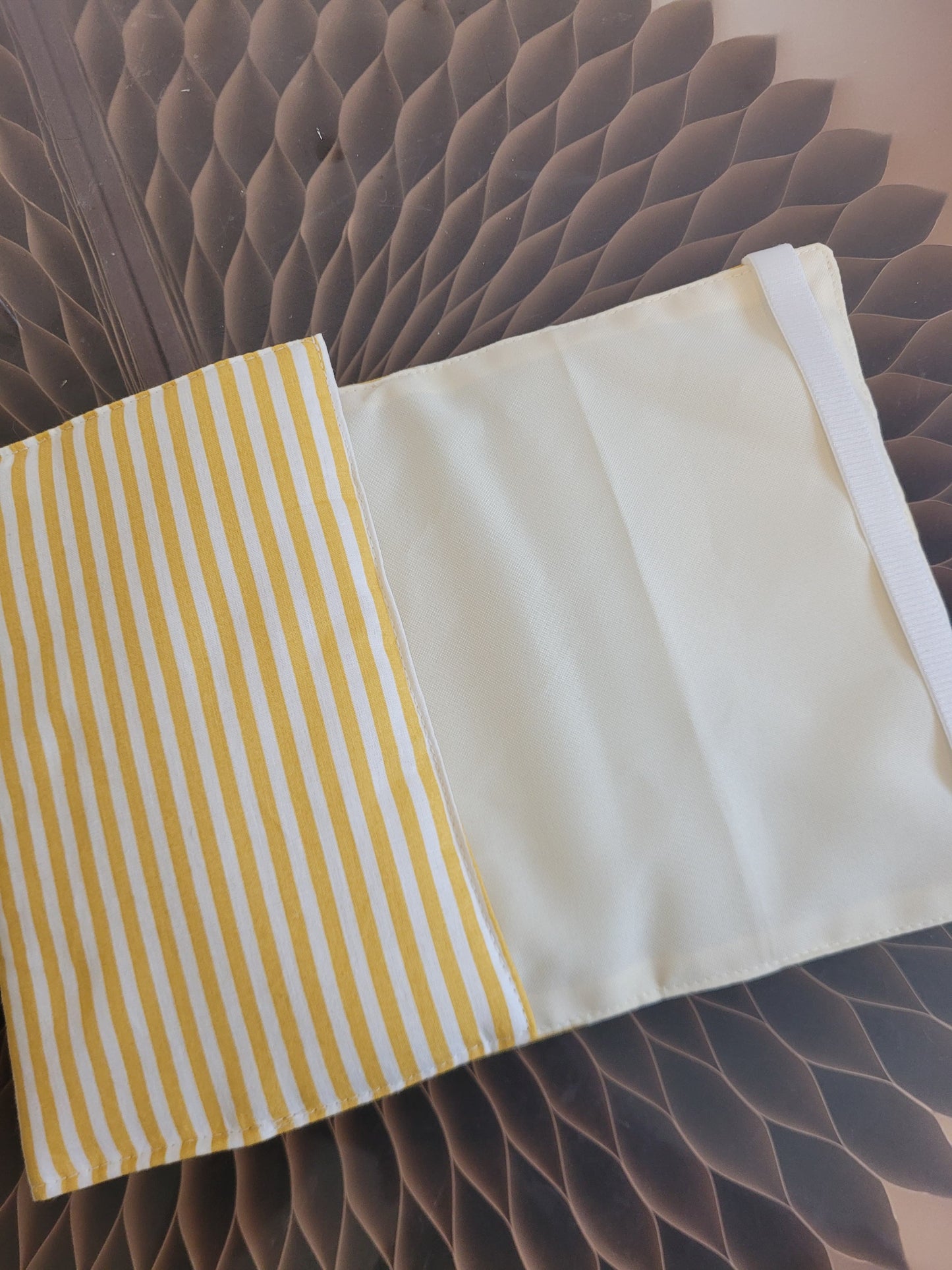 Couvre livre en tissu (livre poche) - Jaune rayé
