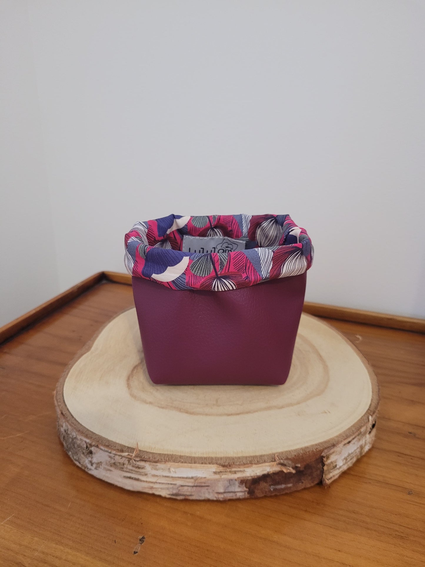 Panier de rangement pour lingettes démaquillantes réutilisables - Fleurs fuchsia
