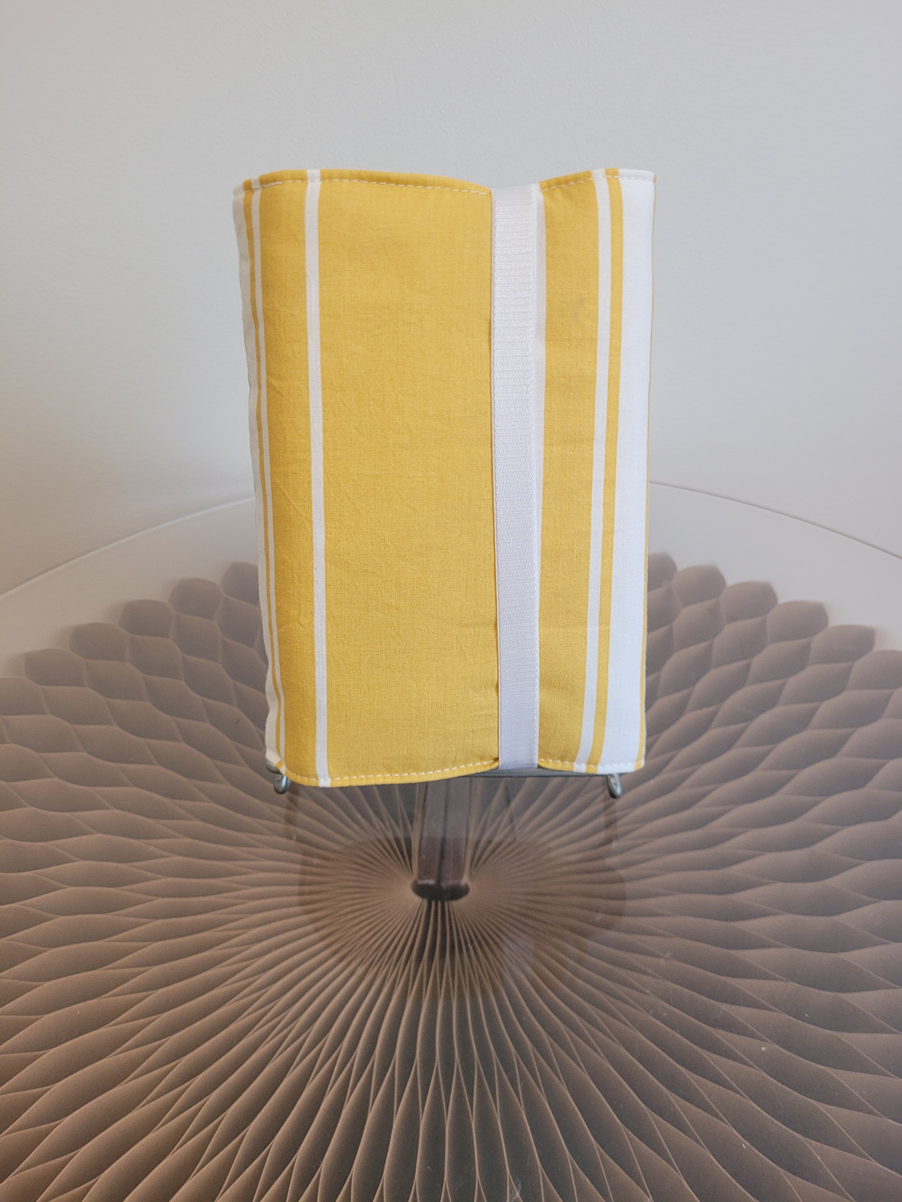 Couvre livre en tissu (livre poche) - Jaune rayé - Lululoma Créations