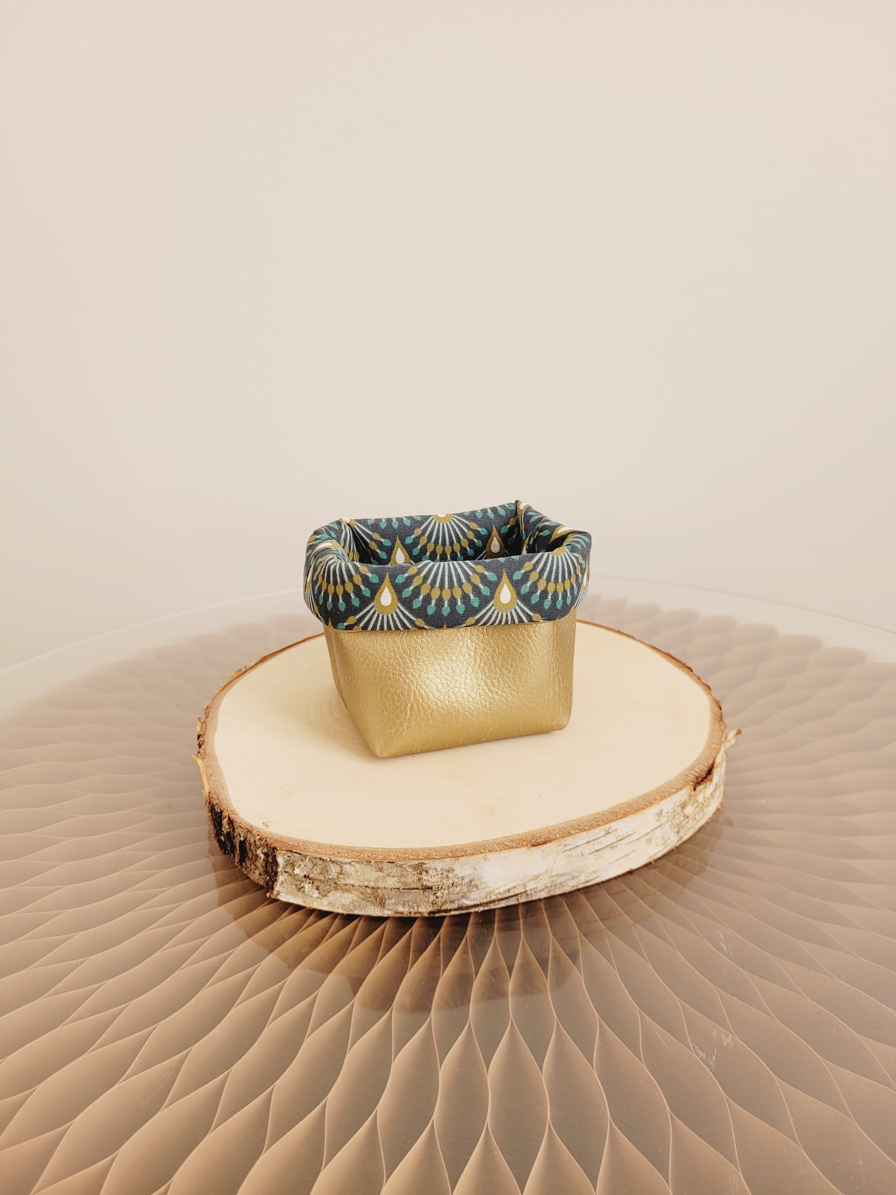 Panier de rangement pour lingettes démaquillantes réutilisables  - Eventail bleu canard et doré