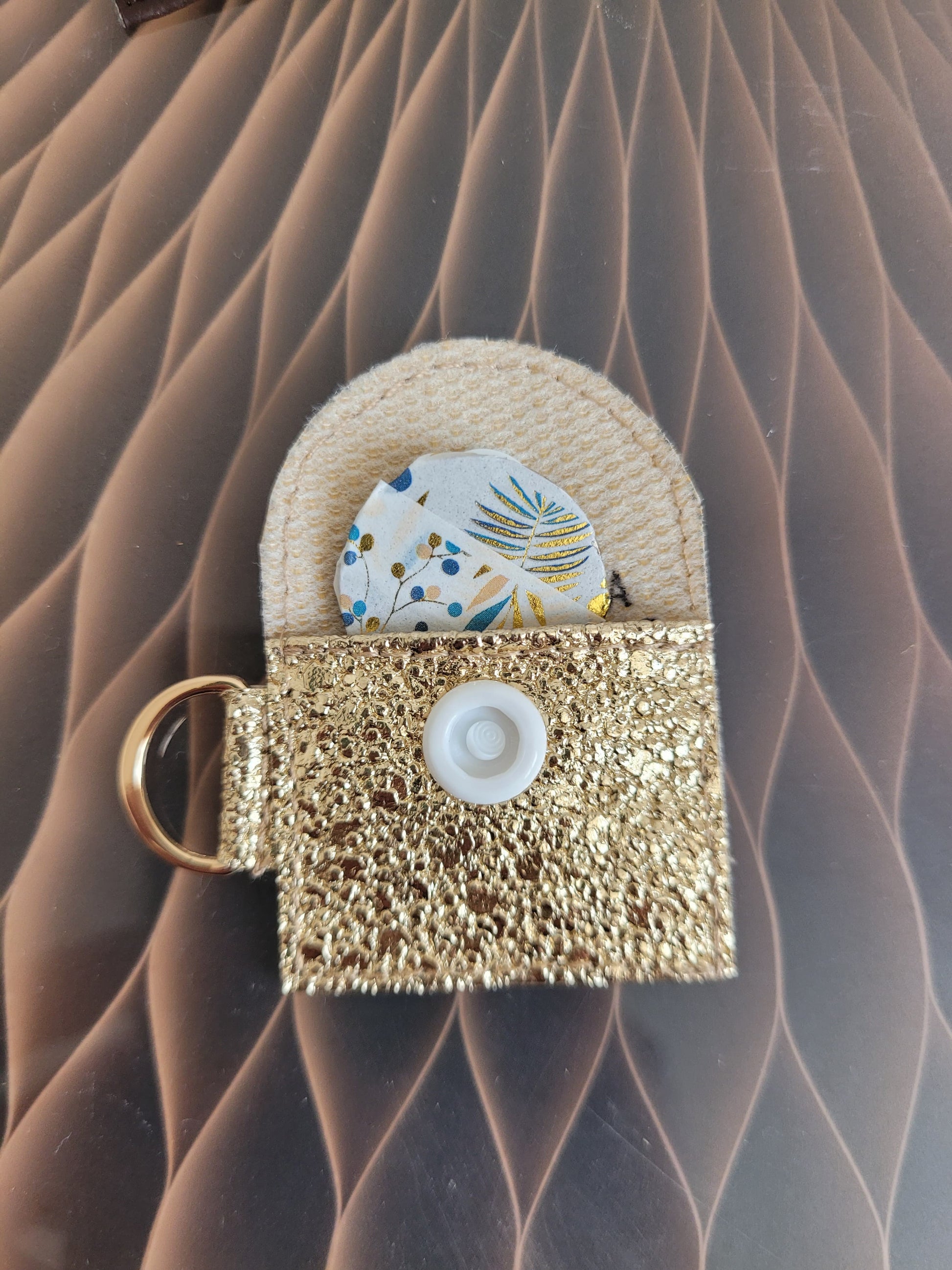 Porte clés jetons de caddies - piscine - médiator de guitare - Lululoma Créations