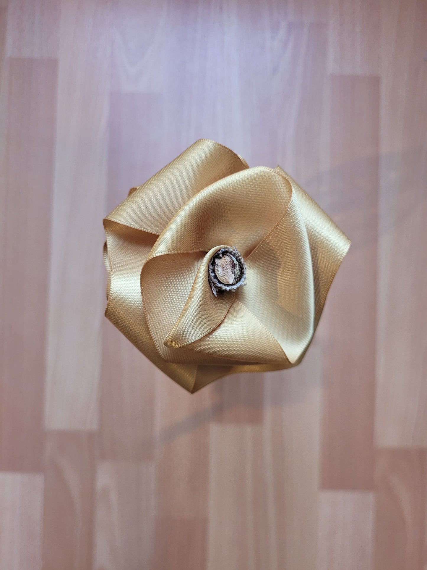 Rose éternelle en satin | Doré - Lululoma Créations