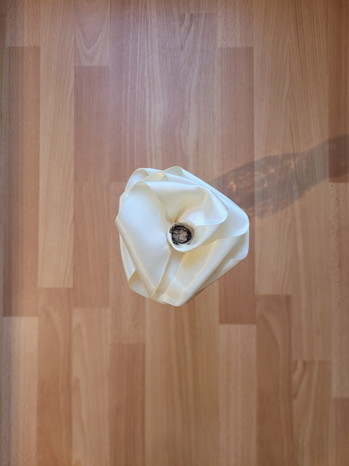 Rose éternelle en satin | Ivoire - Lululoma Créations