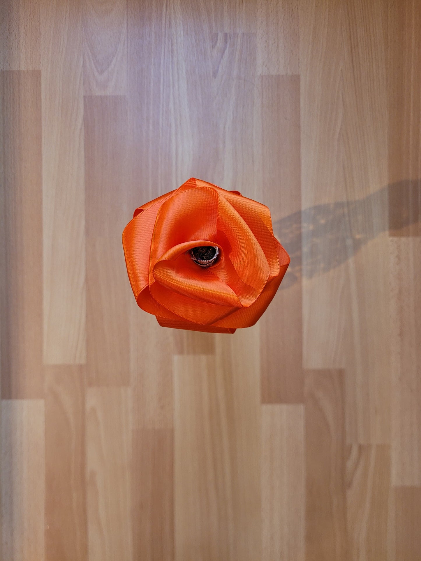 Rose éternelle en satin | Orange - Lululoma Créations