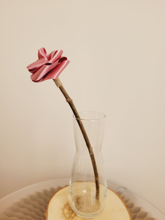 Rose éternelle en satin | Vieux rose - Lululoma Créations