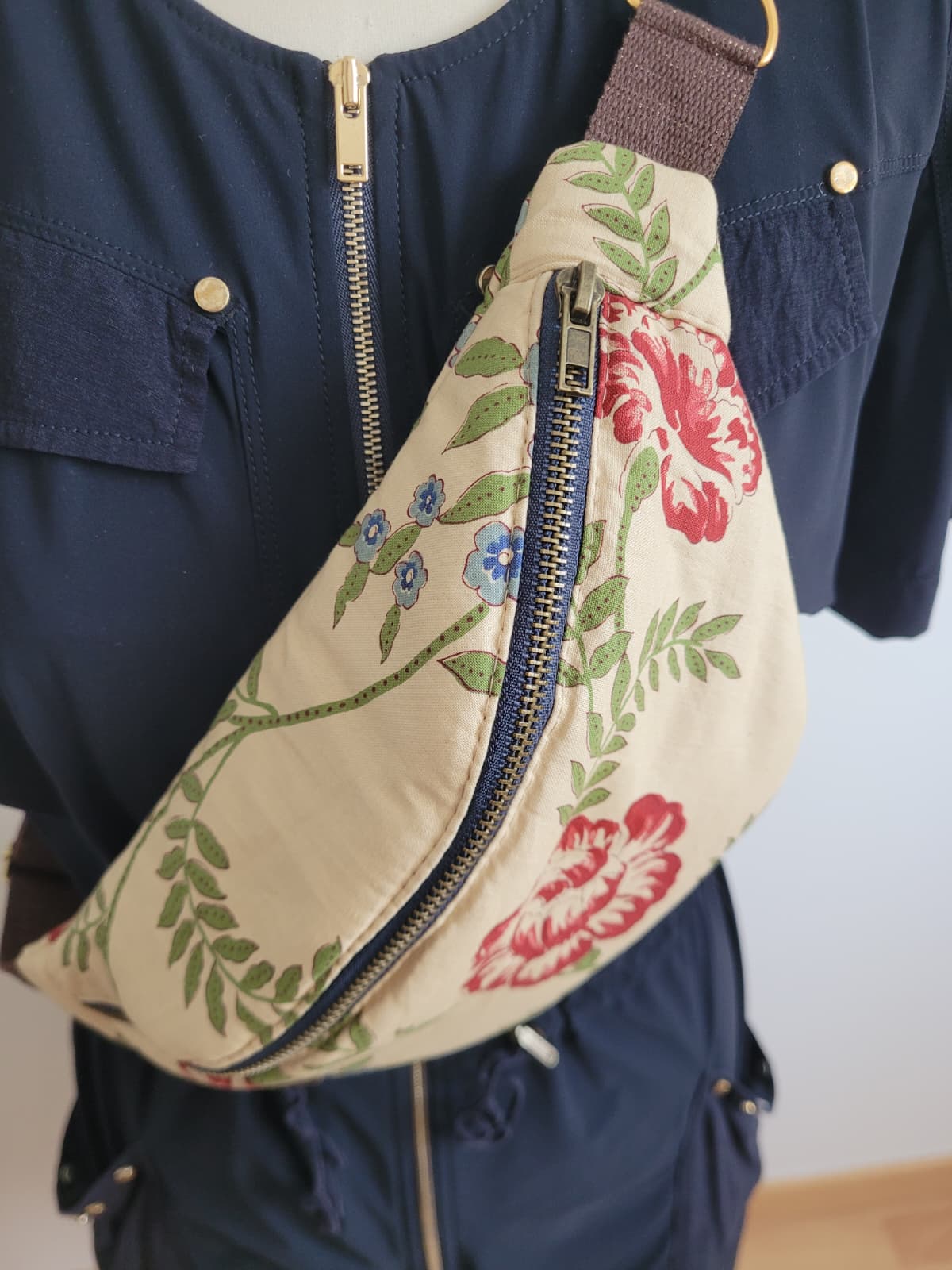 Sac banane fleurs beaupréau - Lululoma Créations