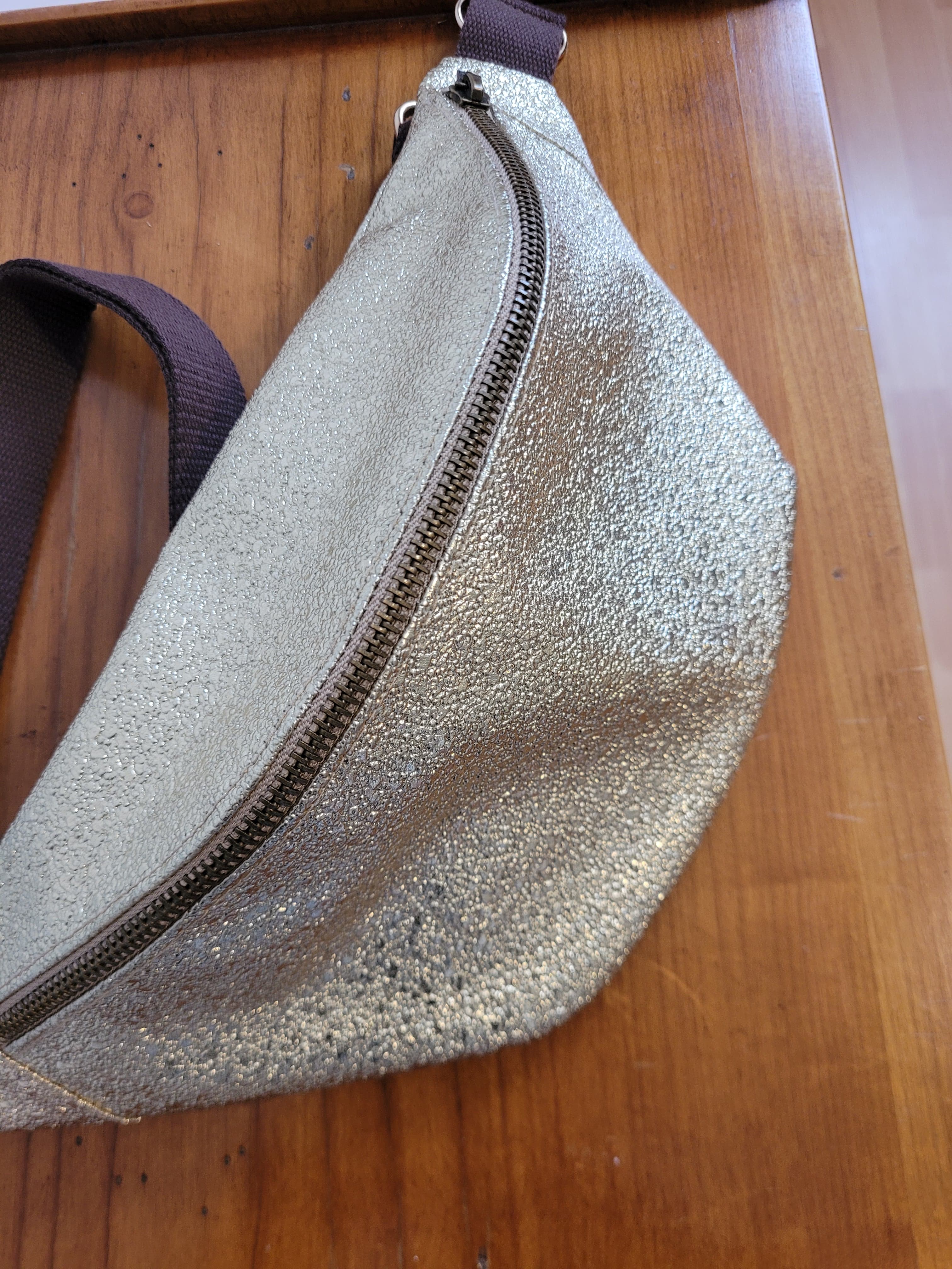 Sac banane simili cuir Doré doublure jungle - Lululoma Créations